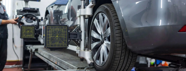 Когда делать развал-схождение: технические критерии и признаки нарушения геометрии подвески